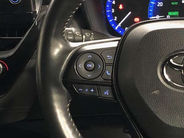 トヨタ カローラ　ツーリング　ハイブリッド １．８ ハイブリッド ＷＸＢ Ｅ－ＦＯＵＲ ４ＷＤ R2年 (北海道) 99