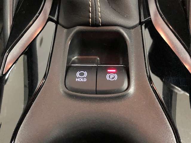 トヨタ カローラ　ツーリング　ハイブリッド １．８ ハイブリッド ＷＸＢ Ｅ－ＦＯＵＲ ４ＷＤ R2年 (北海道) 99