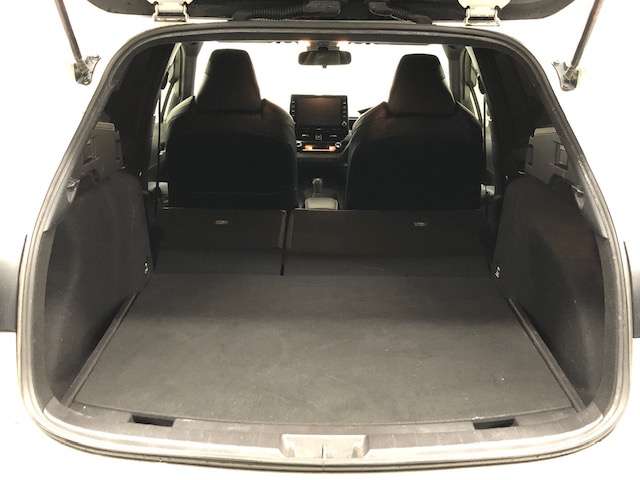 トヨタ カローラ　ツーリング　ハイブリッド １．８ ハイブリッド ＷＸＢ Ｅ－ＦＯＵＲ ４ＷＤ R2年 (北海道) 99