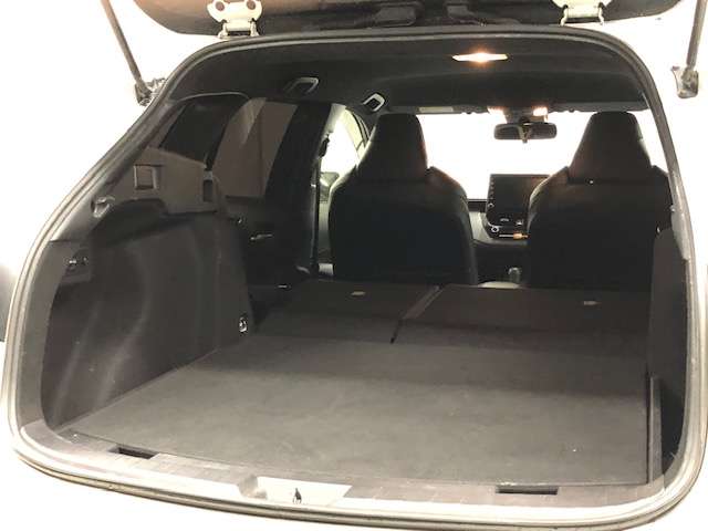 トヨタ カローラ　ツーリング　ハイブリッド １．８ ハイブリッド ＷＸＢ Ｅ－ＦＯＵＲ ４ＷＤ R2年 (北海道) 99