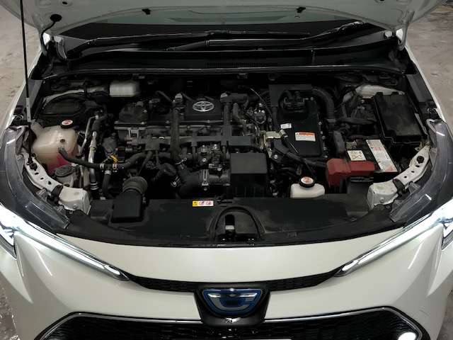 トヨタ カローラ　ツーリング　ハイブリッド １．８ ハイブリッド ＷＸＢ Ｅ－ＦＯＵＲ ４ＷＤ R2年 (北海道) 99