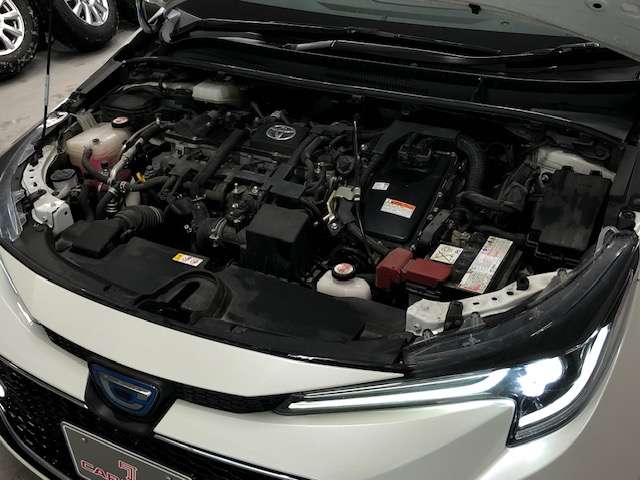 トヨタ カローラ　ツーリング　ハイブリッド １．８ ハイブリッド ＷＸＢ Ｅ－ＦＯＵＲ ４ＷＤ R2年 (北海道) 99