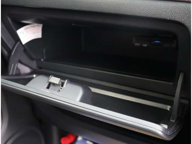 ホンダ Ｎ−ＯＮＥ ６６０ プレミアム ツアラー Ｌパッケージ H25年 (関東) 99