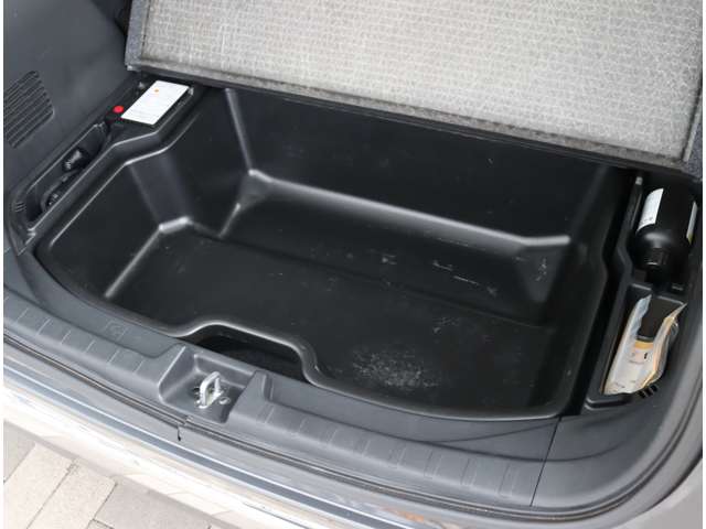 ホンダ Ｎ−ＯＮＥ ６６０ プレミアム ツアラー Ｌパッケージ H25年 (関東) 99