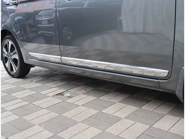 ホンダ Ｎ−ＯＮＥ ６６０ プレミアム ツアラー Ｌパッケージ H25年 (関東) 99