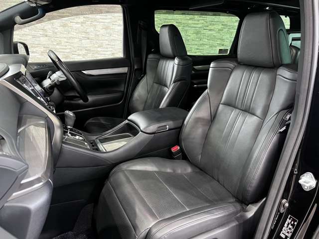 トヨタ アルファード ３．５ エグゼクティブ ラウンジ Ｓ H30年 (関東) 99