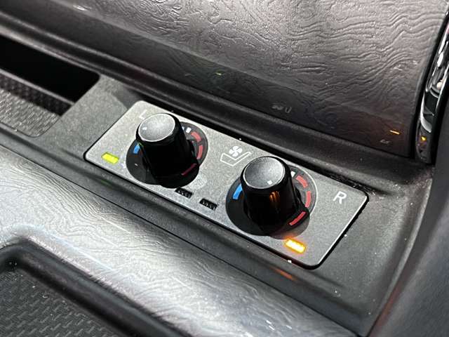 トヨタ アルファード ３．５ エグゼクティブ ラウンジ Ｓ H30年 (関東) 99