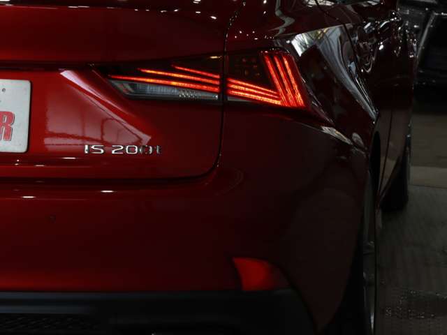 レクサス ＩＳ２００ｔ Ｆスポーツ H29年 (関東) 99