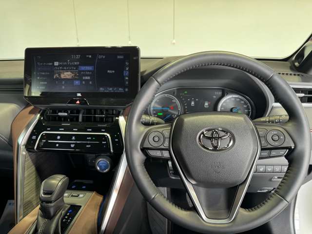 トヨタ ハリアー　ハイブリッド ２．５ ハイブリッド Ｅ－ＦＯＵＲ Ｚ レザーパッケージ ４ＷＤ R4年 (東北) 99