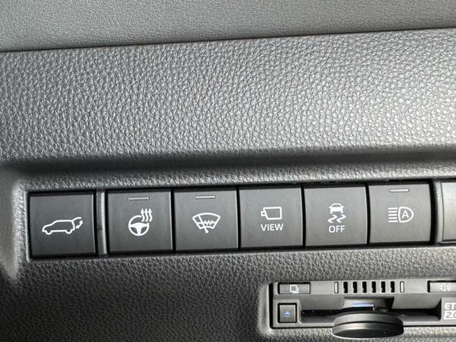 トヨタ ハリアー　ハイブリッド ２．５ ハイブリッド Ｅ－ＦＯＵＲ Ｚ レザーパッケージ ４ＷＤ R4年 (東北) 99