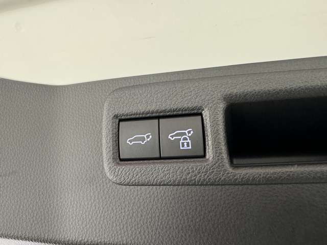 トヨタ ハリアー　ハイブリッド ２．５ ハイブリッド Ｅ－ＦＯＵＲ Ｚ レザーパッケージ ４ＷＤ R4年 (東北) 99