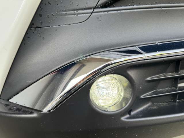 トヨタ ハリアー　ハイブリッド ２．５ ハイブリッド Ｅ－ＦＯＵＲ Ｚ レザーパッケージ ４ＷＤ R4年 (東北) 99