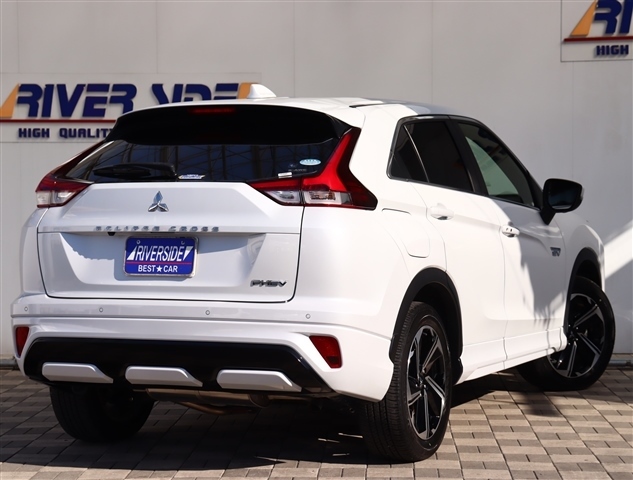三菱 エクリプス　クロス　ＰＨＥＶ ＰＨＥＶ ２．４ Ｐ ４ＷＤ R2年 (関東) 99