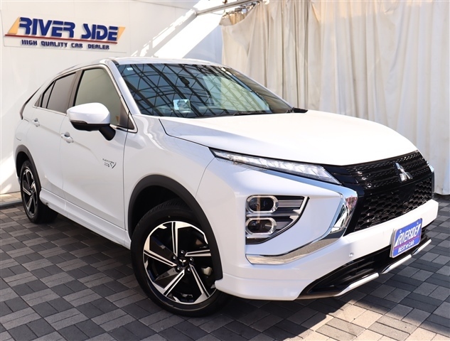 三菱 エクリプス　クロス　ＰＨＥＶ ＰＨＥＶ ２．４ Ｐ ４ＷＤ R2年 (関東) 99