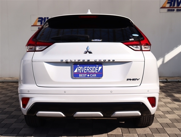 三菱 エクリプス　クロス　ＰＨＥＶ ＰＨＥＶ ２．４ Ｐ ４ＷＤ R2年 (関東) 99