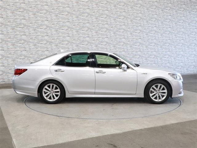 トヨタ クラウン　ハイブリッド ハイブリッド ２．５ Ｇ H25年 (関東) 99