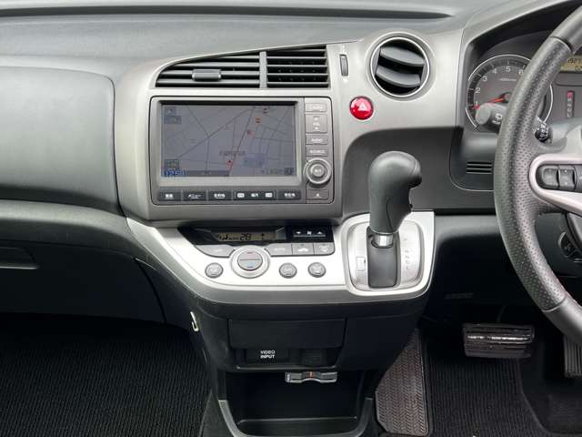 ホンダ ストリーム ２．０ ＺＳ スポーティエディション H24年 (関東) 99