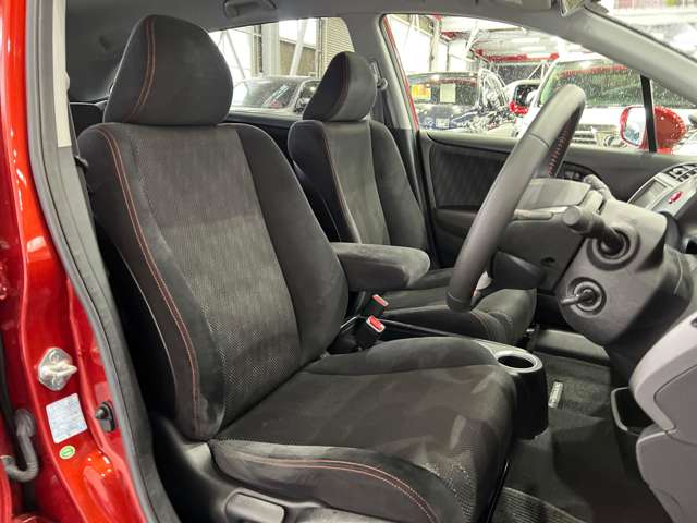 ホンダ ストリーム ２．０ ＺＳ スポーティエディション H24年 (関東) 99