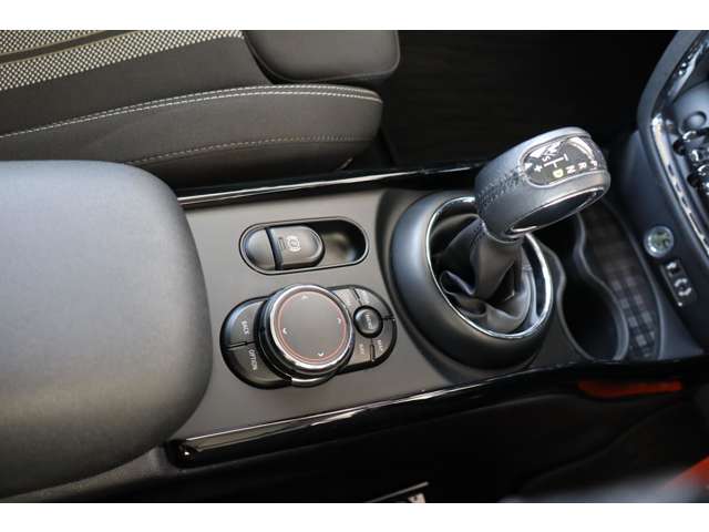 ミニ ミニクラブマン クーパー ＳＤ H30年 (近畿) 99