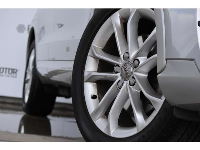 アウディ Ｑ３ ２．０ ＴＦＳＩ クワトロ ２１１ＰＳ ４ＷＤ H24年 (近畿) 99