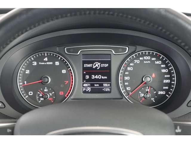 アウディ Ｑ３ ２．０ ＴＦＳＩ クワトロ ２１１ＰＳ ４ＷＤ H24年 (近畿) 99