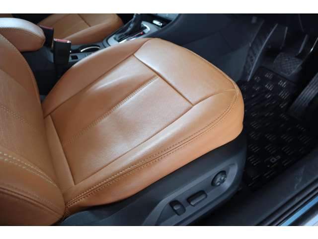 アウディ Ｑ３ ２．０ ＴＦＳＩ クワトロ ２１１ＰＳ ４ＷＤ H24年 (近畿) 99