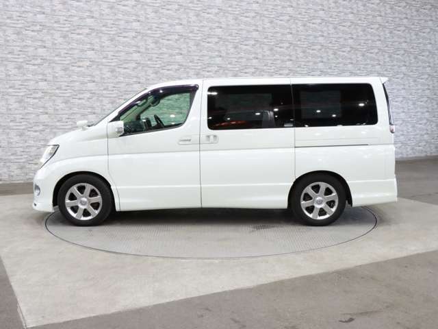 日産 エルグランド ２．５ ２５０ハイウェイスター ブラックレザーアーバンセレクション ４ＷＤ H21年 (関東) 99