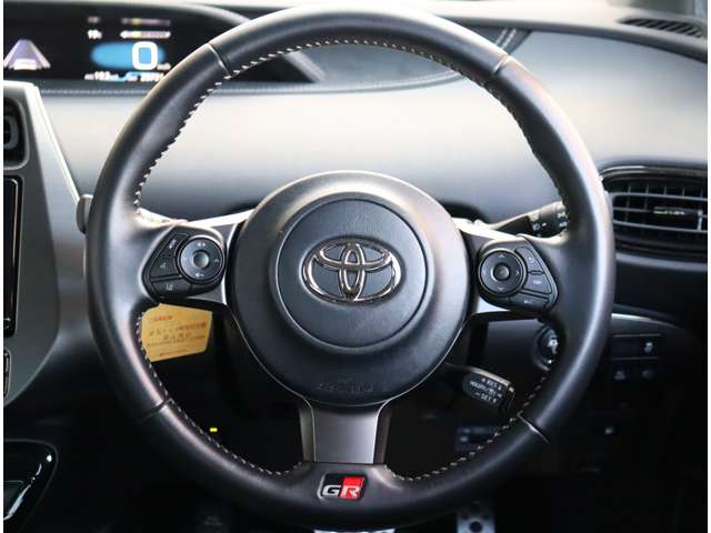 トヨタ プリウスＰＨＶ １．８ Ｓ ＧＲ スポーツ R1年 (関東) 99