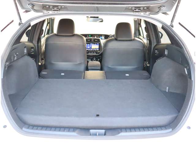 トヨタ プリウスＰＨＶ １．８ Ｓ ＧＲ スポーツ R1年 (関東) 99