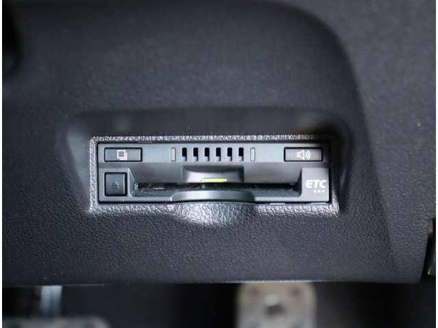 トヨタ プリウスＰＨＶ １．８ Ｓ ＧＲ スポーツ R1年 (関東) 99