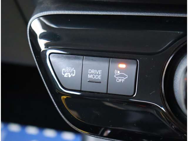 トヨタ プリウスＰＨＶ １．８ Ｓ ＧＲ スポーツ R1年 (関東) 99