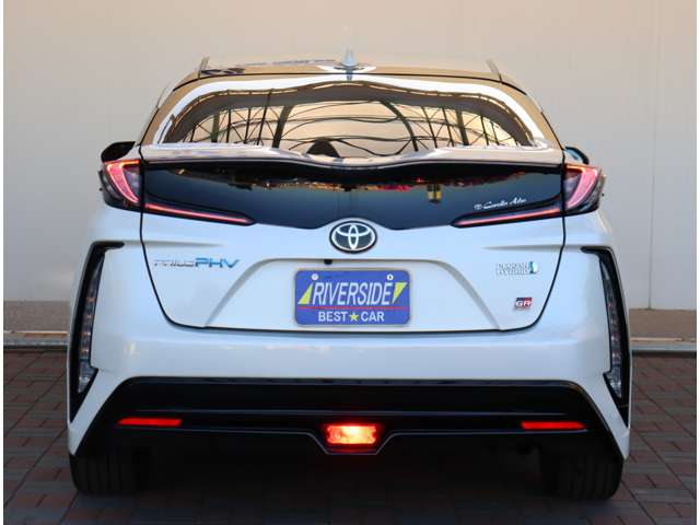 トヨタ プリウスＰＨＶ １．８ Ｓ ＧＲ スポーツ R1年 (関東) 99