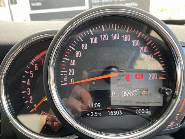 ミニ ミニ クーパー ３ドア ＤＣＴ R1年 (近畿) 99