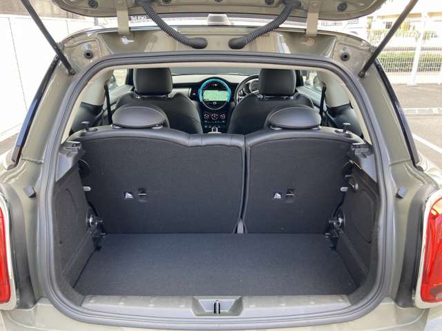 ミニ ミニ クーパー ３ドア ＤＣＴ R1年 (近畿) 99