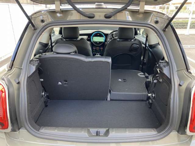 ミニ ミニ クーパー ３ドア ＤＣＴ R1年 (近畿) 99