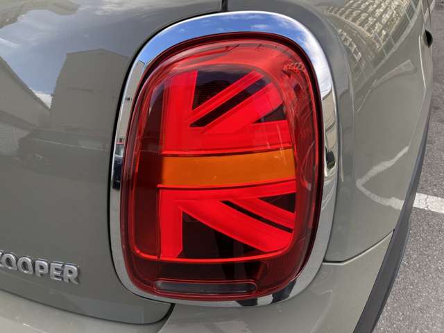 ミニ ミニ クーパー ３ドア ＤＣＴ R1年 (近畿) 99