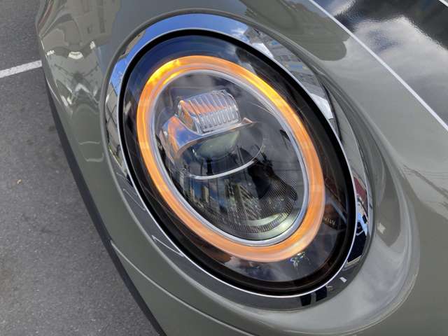 ミニ ミニ クーパー ３ドア ＤＣＴ R1年 (近畿) 99