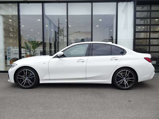ＢＭＷ ３シリーズ ３２０Ｄ Ｘドライブ Ｍスポーツ エディション ジョイプラス ディーゼルターボ ４ＷＤ R3年 (近畿) 99
