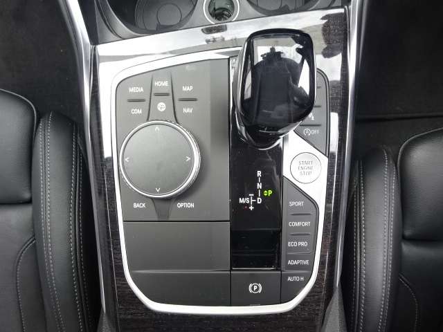 ＢＭＷ ３シリーズ ３２０Ｄ Ｘドライブ Ｍスポーツ エディション ジョイプラス ディーゼルターボ ４ＷＤ R3年 (近畿) 99