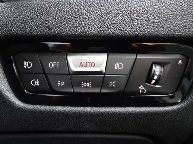 ＢＭＷ ３シリーズ ３２０Ｄ Ｘドライブ Ｍスポーツ エディション ジョイプラス ディーゼルターボ ４ＷＤ R3年 (近畿) 99