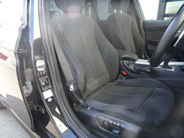 ＢＭＷ ３シリーズ ３２０ｉ　Ｍスポーツ H26年 (近畿) 99