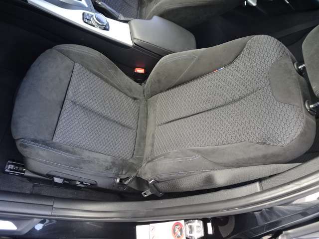 ＢＭＷ ３シリーズ ３２０ｉ　Ｍスポーツ H26年 (近畿) 99