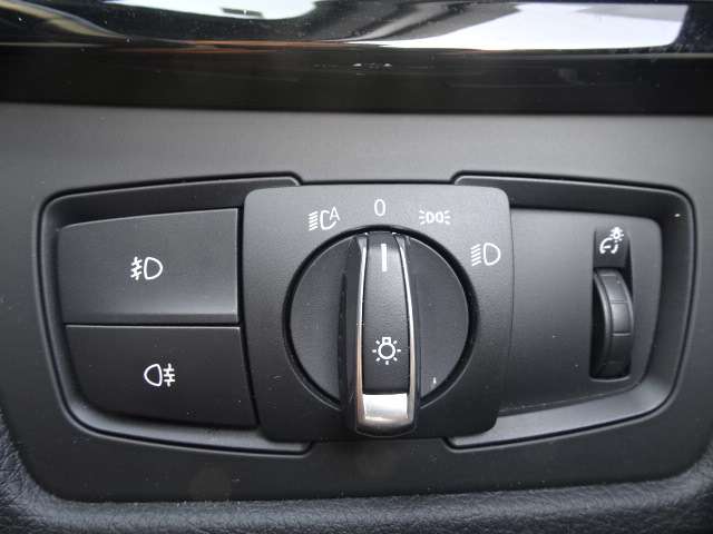 ＢＭＷ ３シリーズ ３２０ｉ　Ｍスポーツ H26年 (近畿) 99