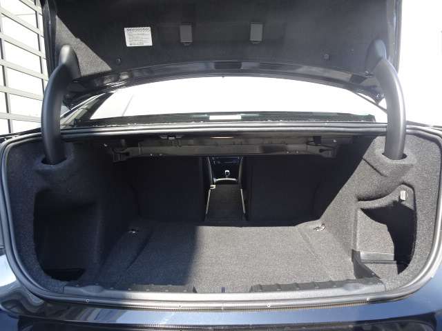 ＢＭＷ ３シリーズ ３２０ｉ　Ｍスポーツ H26年 (近畿) 99