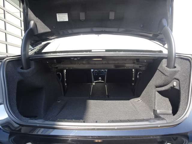 ＢＭＷ ３シリーズ ３２０ｉ　Ｍスポーツ H26年 (近畿) 99