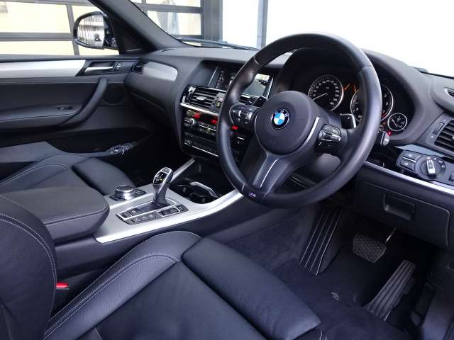 ＢＭＷ Ｘ４ Ｘドライブ２８Ｉ Ｍスポーツ ４ＷＤ H29年 (近畿) 99