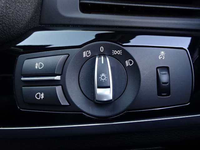 ＢＭＷ Ｘ４ Ｘドライブ２８Ｉ Ｍスポーツ ４ＷＤ H29年 (近畿) 99