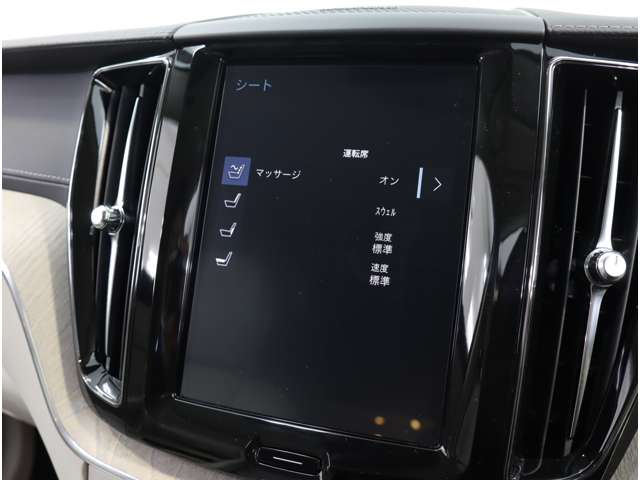 ボルボ ＸＣ６０ Ｄ４ ＡＷＤ インスクリプション ディーゼルターボ ４ＷＤ R1年 (近畿) 99