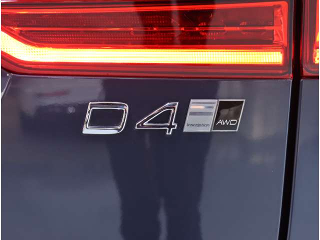 ボルボ ＸＣ６０ Ｄ４ ＡＷＤ インスクリプション ディーゼルターボ ４ＷＤ R1年 (近畿) 99