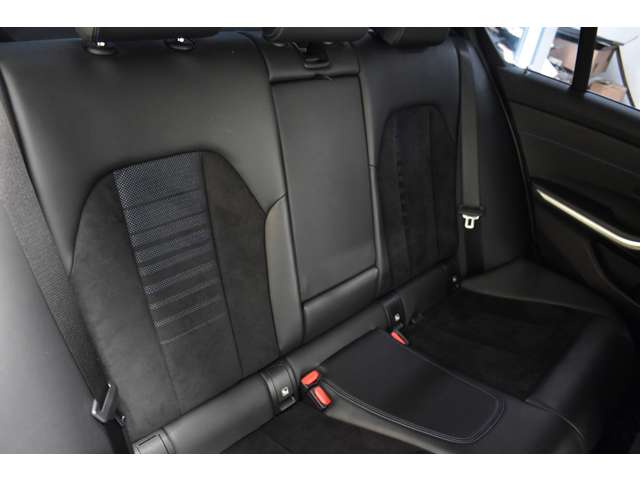 ＢＭＷ ３シリーズ ３２０ｉ　Ｍスポーツ R1年 (関東) 99